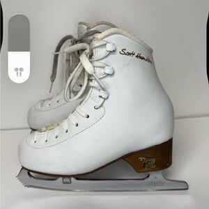 Risport Scott Hamilton White figure skates Skates